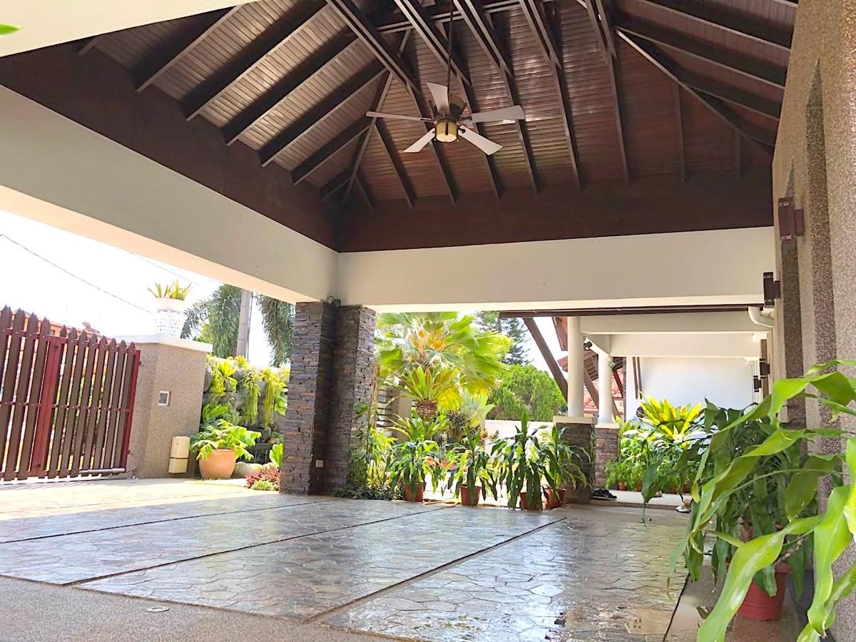 12Haven Stunning Seaside Luxury Villa Pd With Kids Pool Porto Dickson Exterior foto